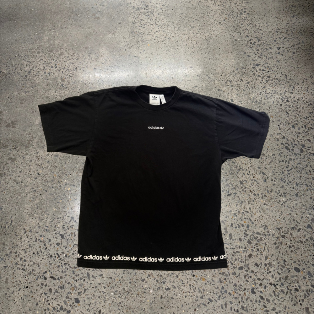 Adidas Originals Repeat Logo Hem Short Sleeve Black T-Shirt